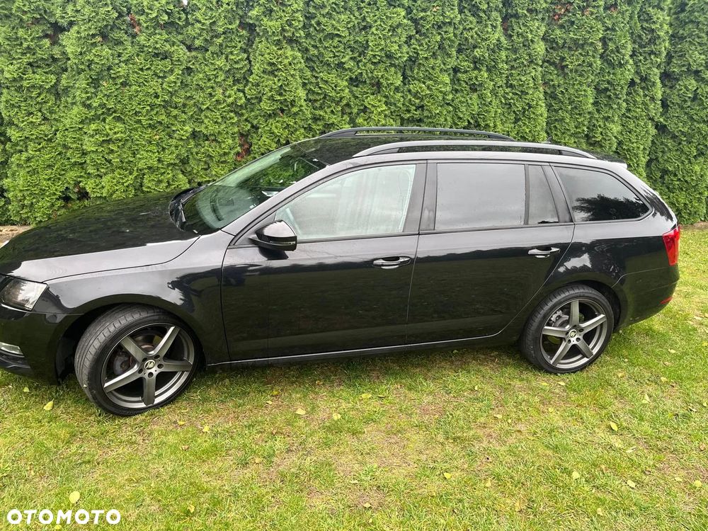 Skoda Octavia 1.6 TDI Drive DSG - 2