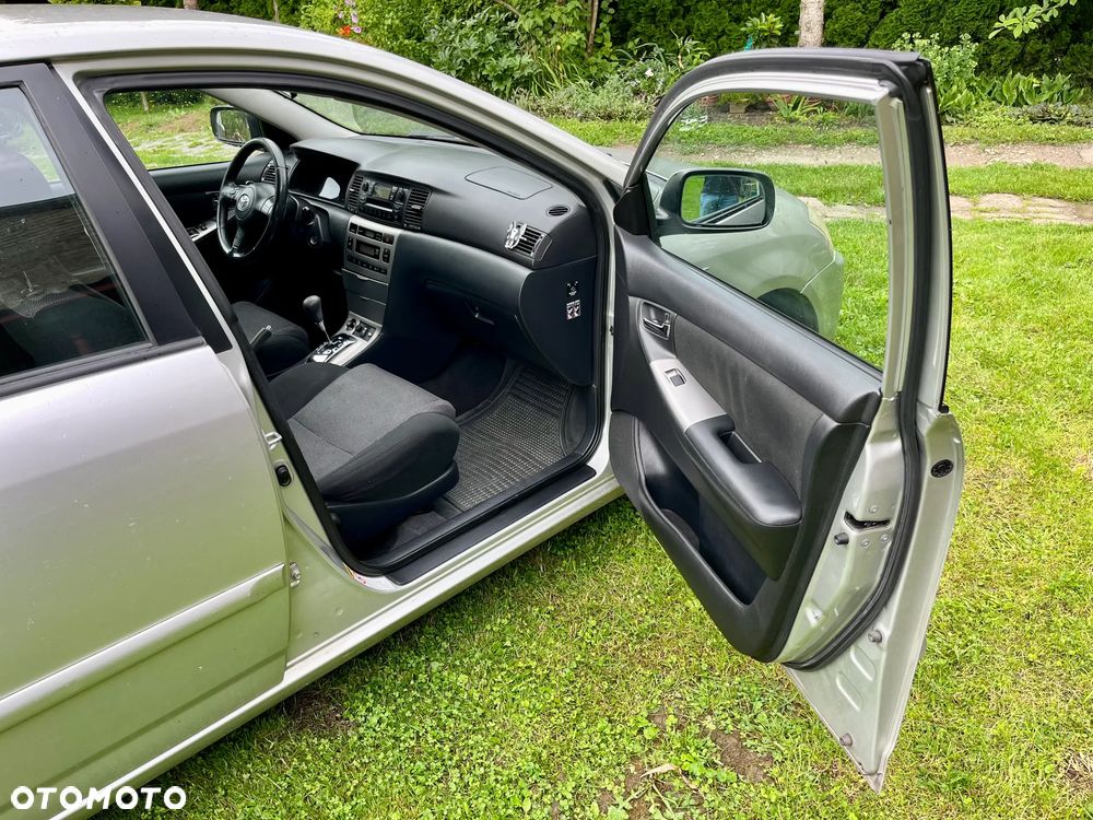 Toyota Corolla 1.4 D-4D Luna MM - 5