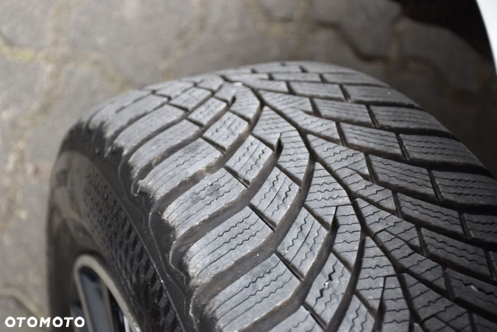 Volvo V40 T2 Geartronic Momentum - 29