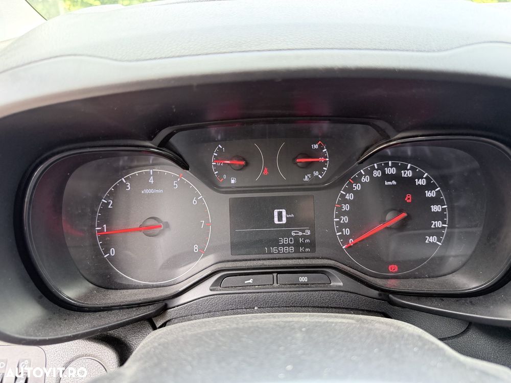 Opel Combo 1.5 L1H1 Start/Stop Selection - 12
