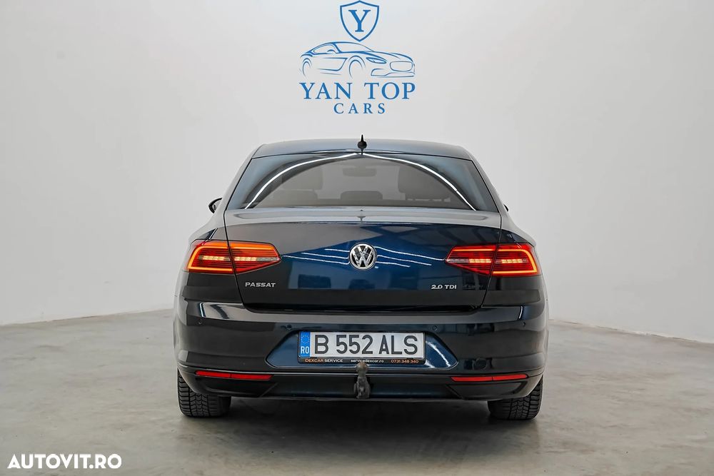 Volkswagen Passat 2.0 TDI (BlueMotion Technology) Comfortline - 14