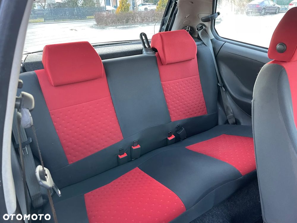 Fiat Punto 1.2 8V Active - 11