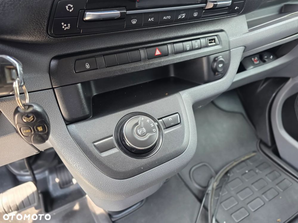 Toyota ProAce Kombi 2.0 D-4D Long 2,8t - 19