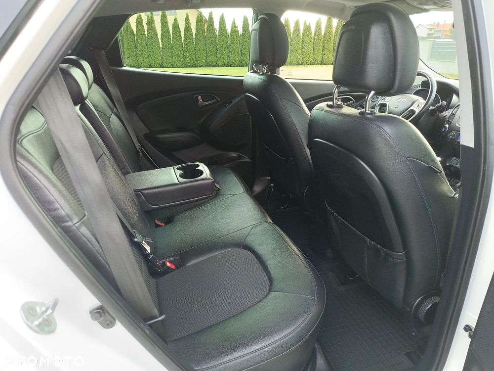 Hyundai ix35 1.7 CRDi 2WD Fifa World Cup Edition - 34