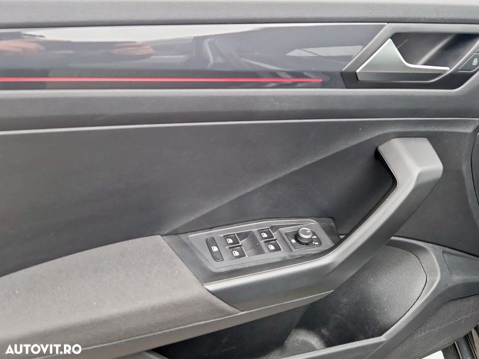 Volkswagen T-Roc 1.5 TSI DSG Sport - 16
