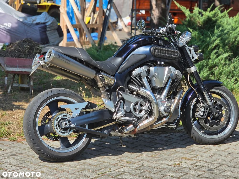 Yamaha MT - 11