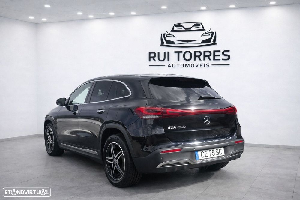 Mercedes-Benz EQA 250+ AMG Line - 13