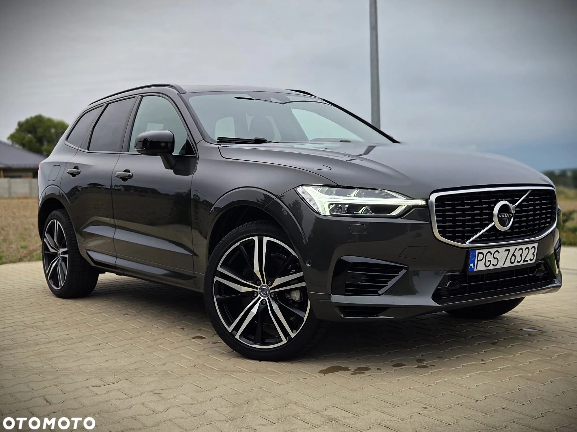 Volvo XC 60 T8 Twin Engine AWD Geartronic RDesign - 4