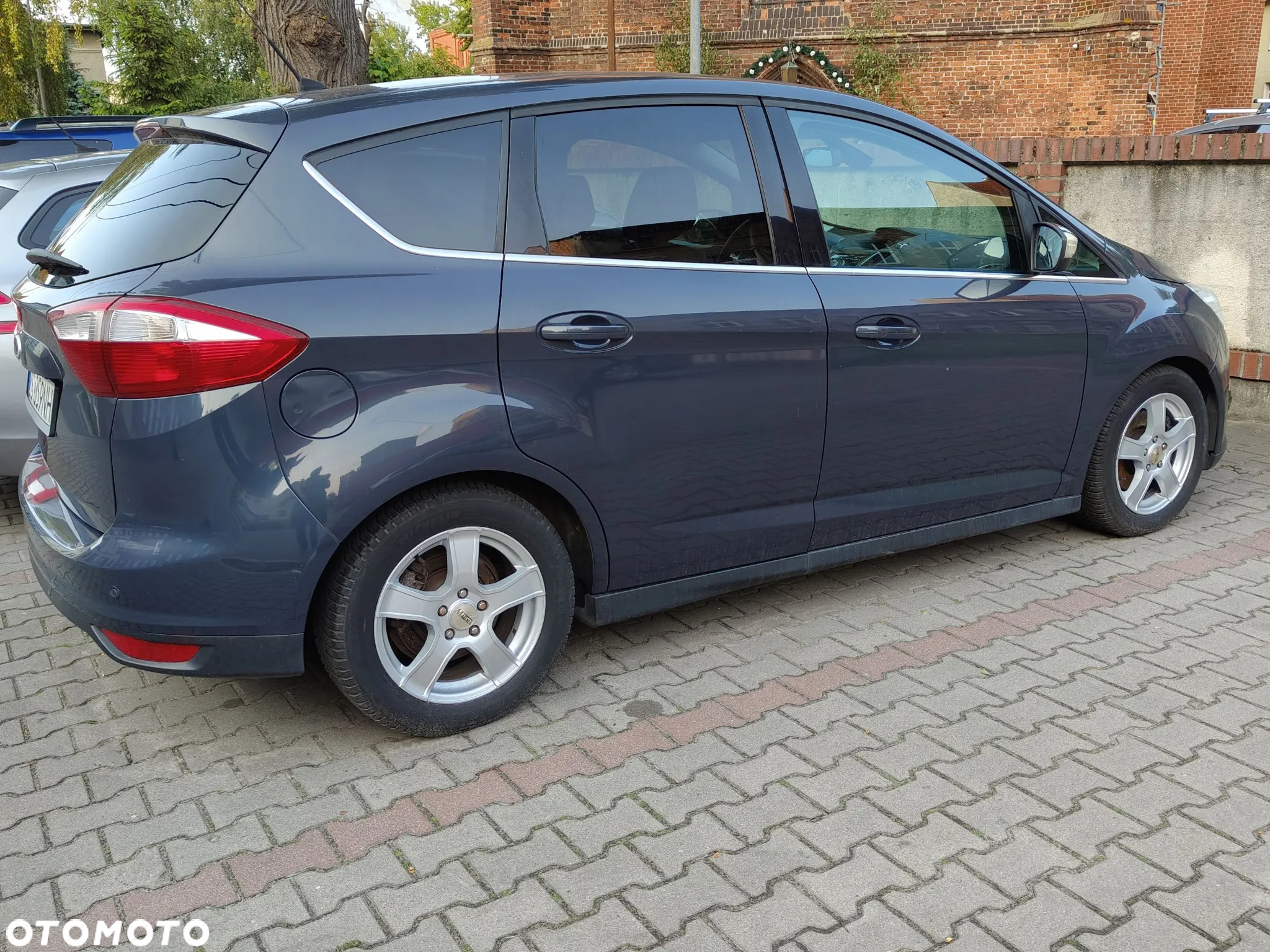 Ford C-MAX 1.6 EcoBoost Start-Stop-System Titanium - 2