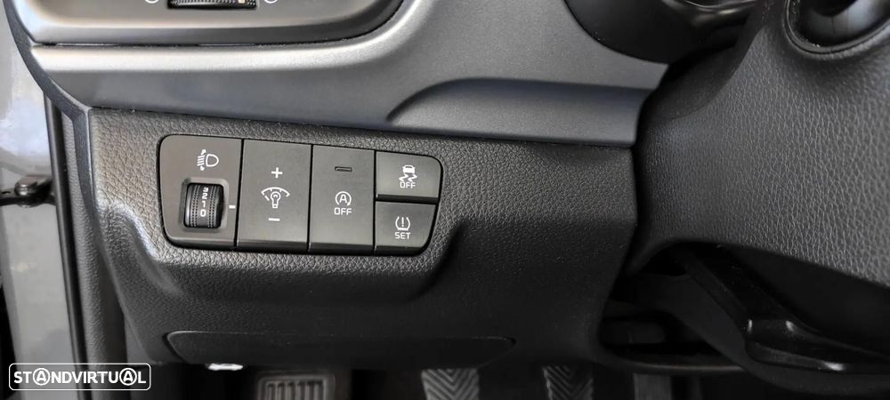 Kia Stonic 1.2 Dynamic - 29