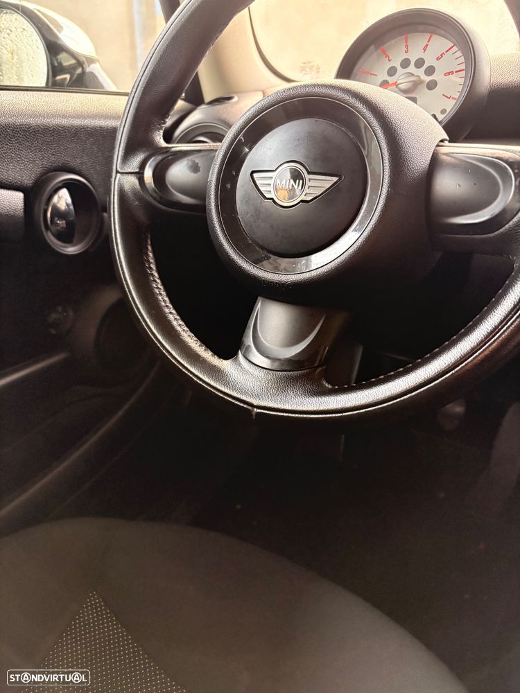 MINI 3 Portas One D - 5