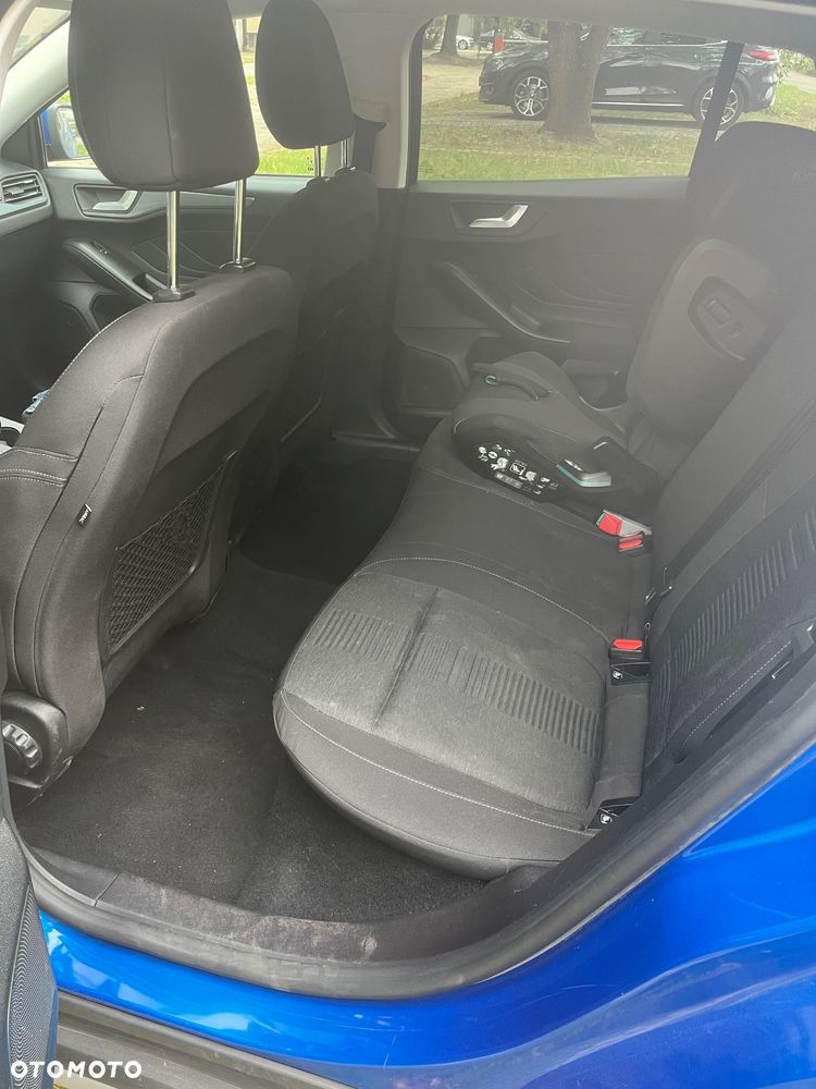 Ford Focus 1.5 EcoBoost Active - 12
