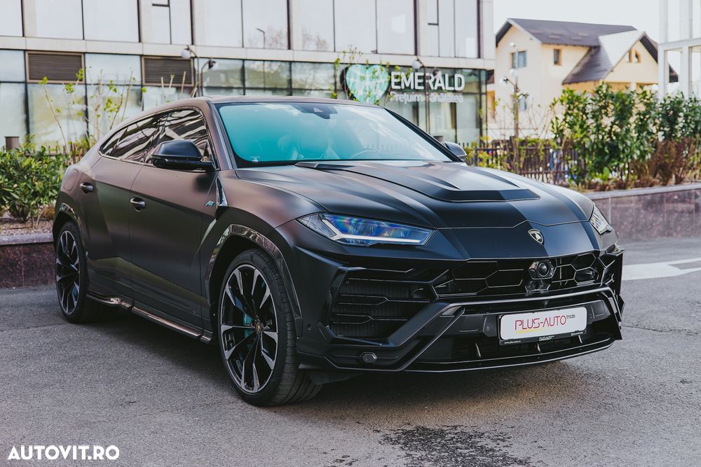 Lamborghini URUS - 1