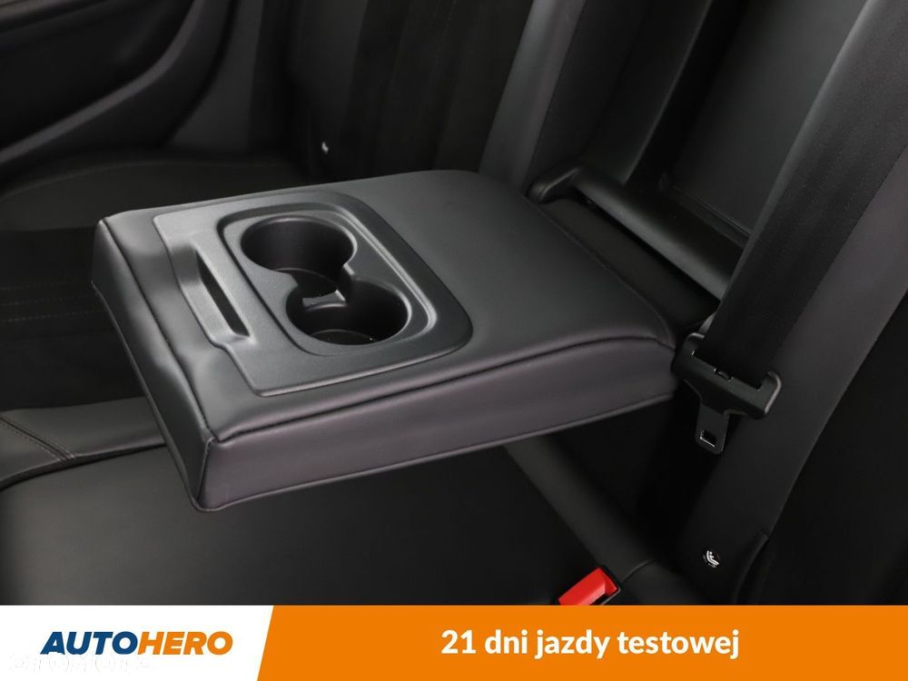 Peugeot 308 2.0 BlueHDi Allure S&S - 32