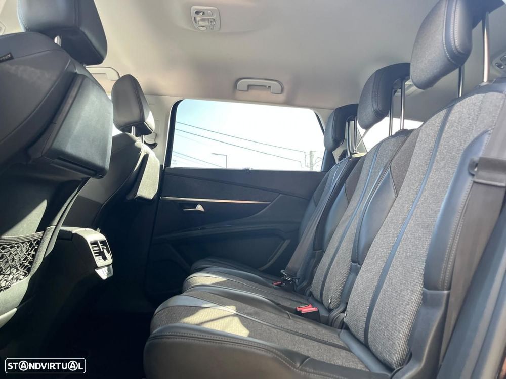 Peugeot 5008 1.5 BlueHDi Allure EAT8 - 6