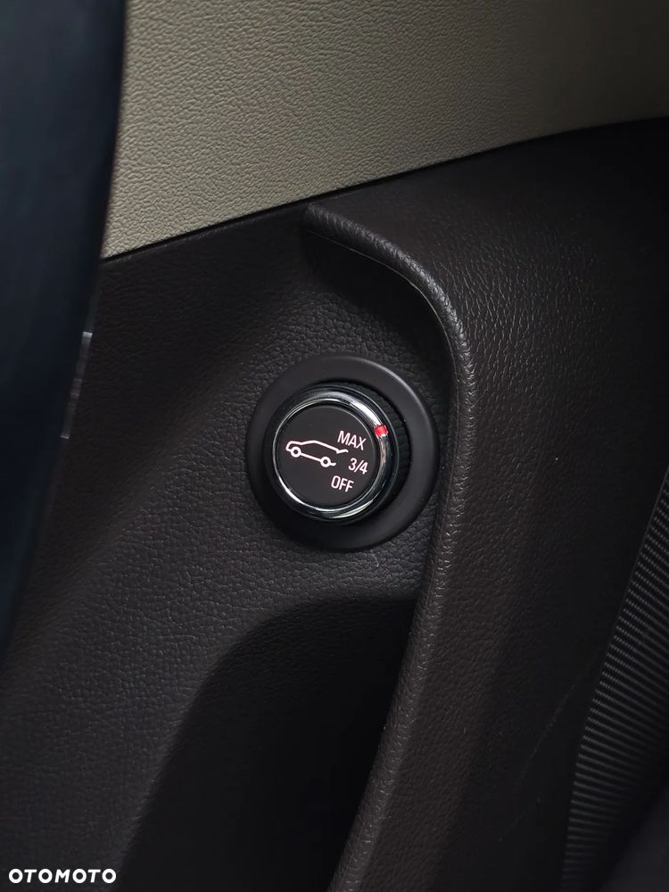 Opel Insignia 2.0 CDTI Sport 4x4 S&S - 33