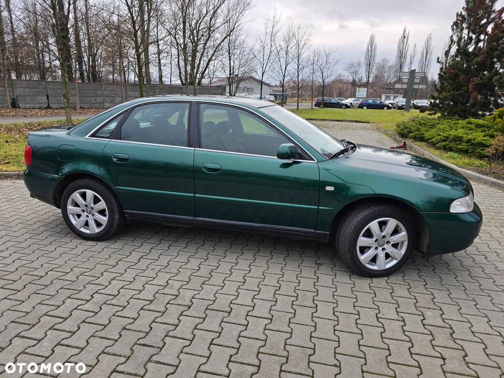 Audi A4 Limousine - 38