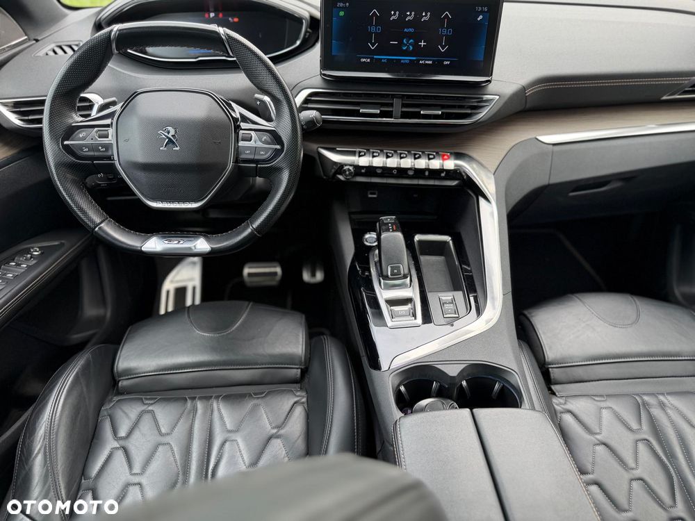Peugeot 5008 PureTech 180 EAT8 Stop & Start GT - 21