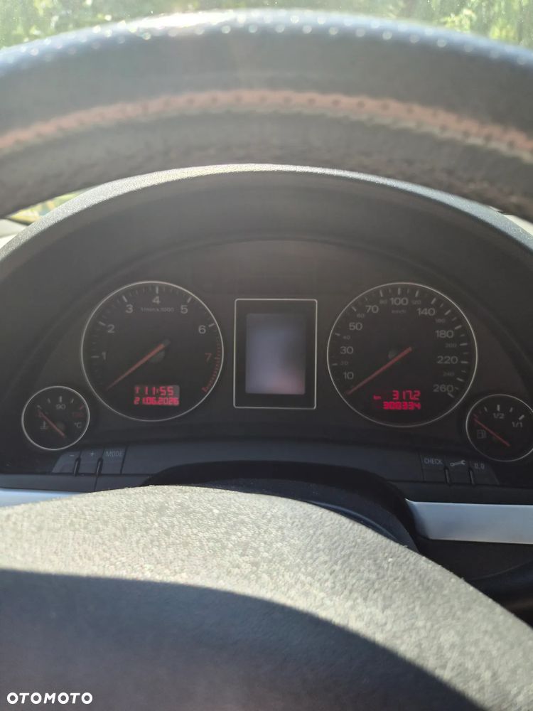 Audi A4 Avant - 12