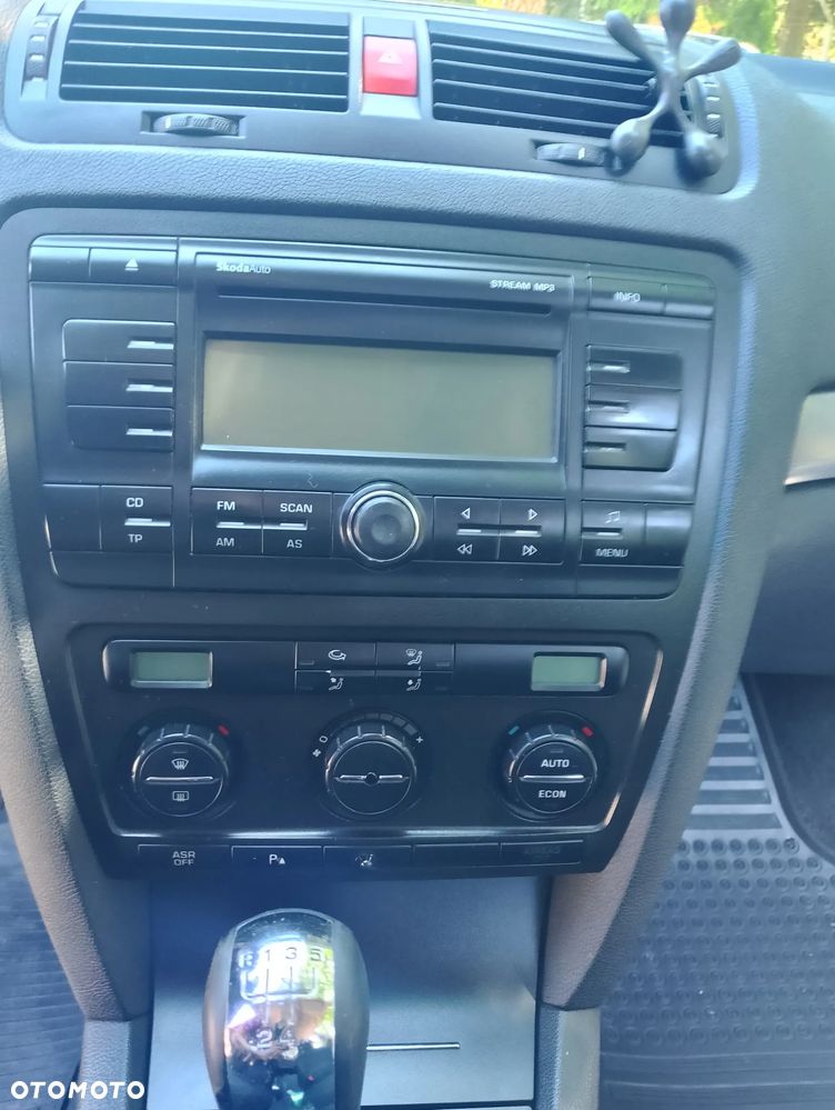 Skoda Octavia - 6