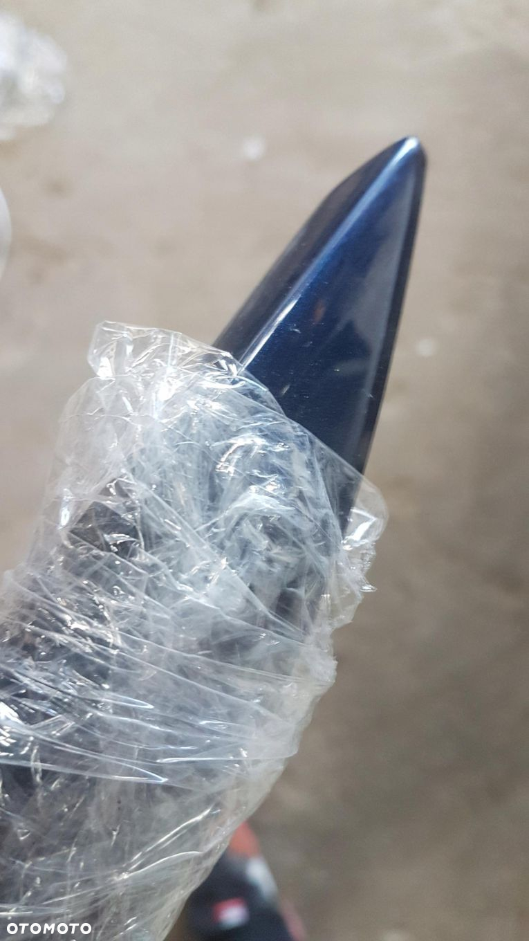 LISTWA PROGOWA LEWA AUDI A4B9 8W0853931 - 6