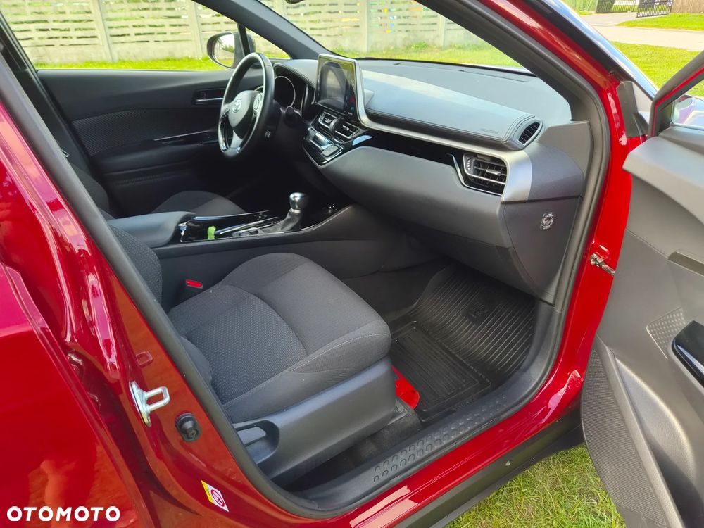 Toyota C-HR Business-Edition - 20