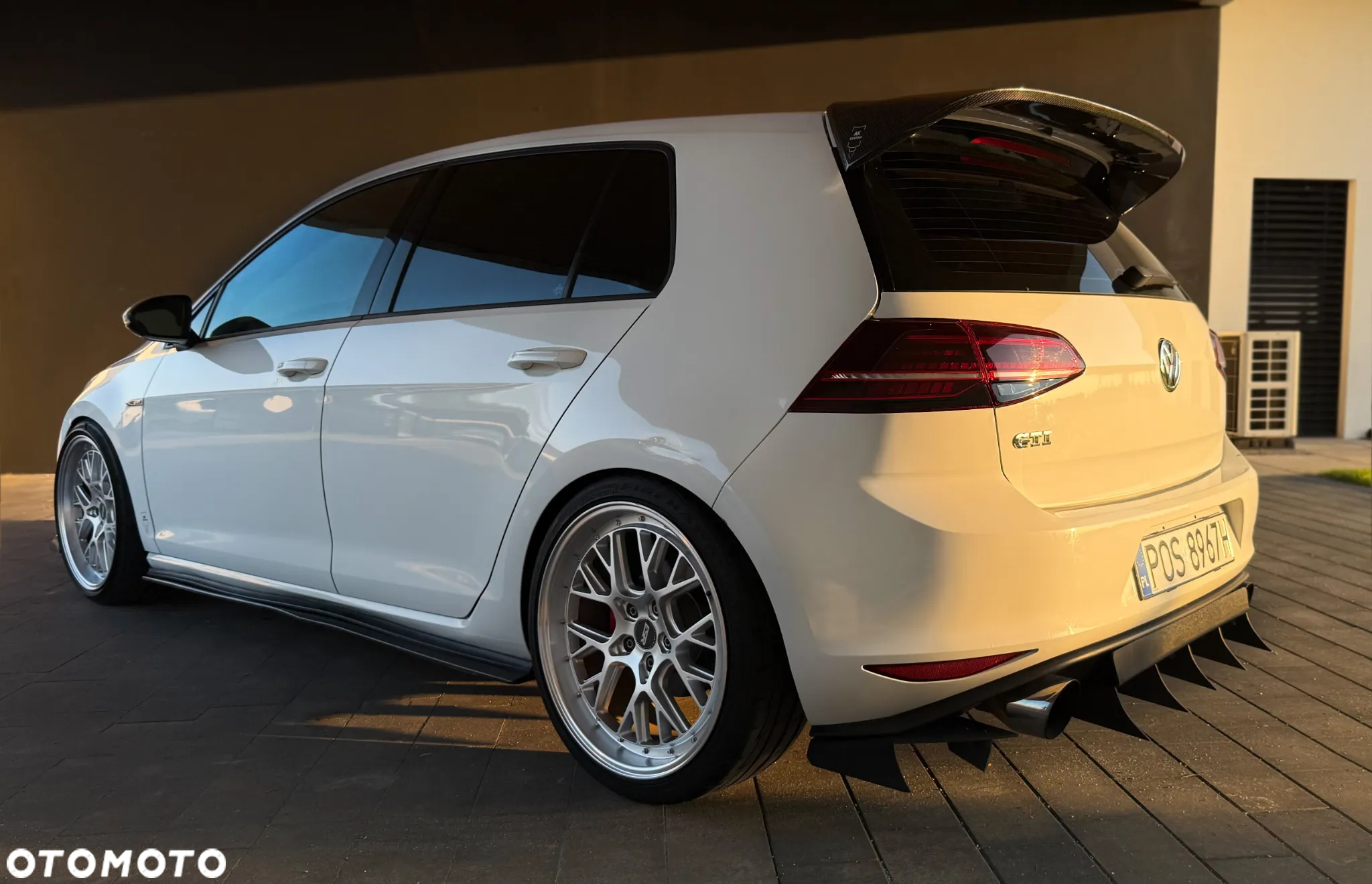 Volkswagen Golf - 3