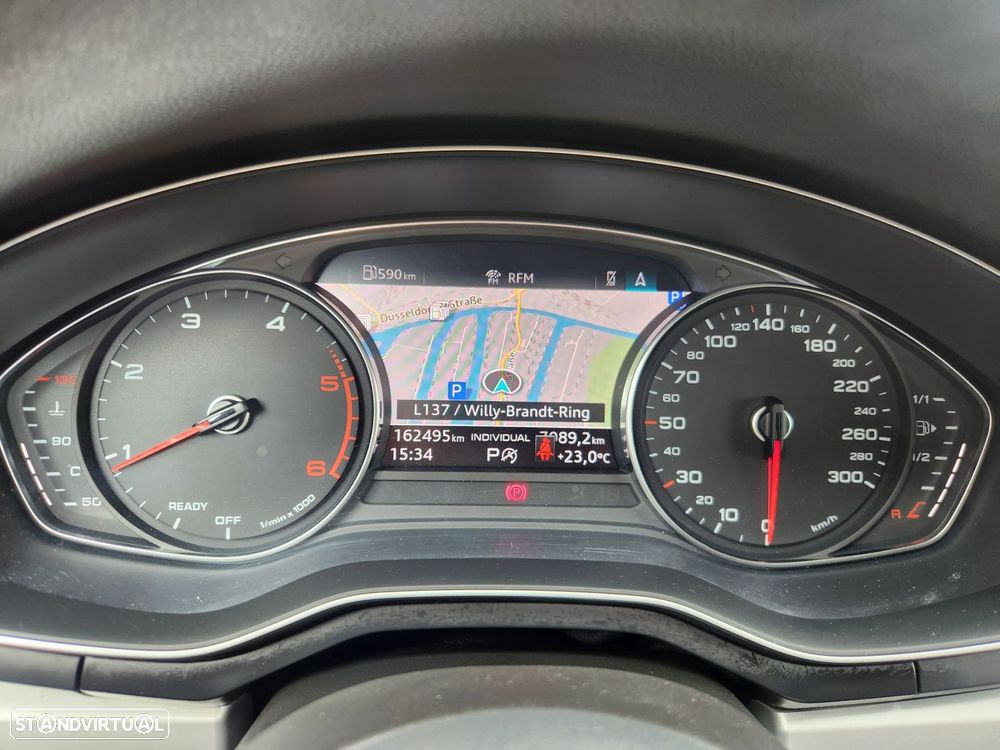 Audi A4 Avant 40 TDI S line S tronic - 28
