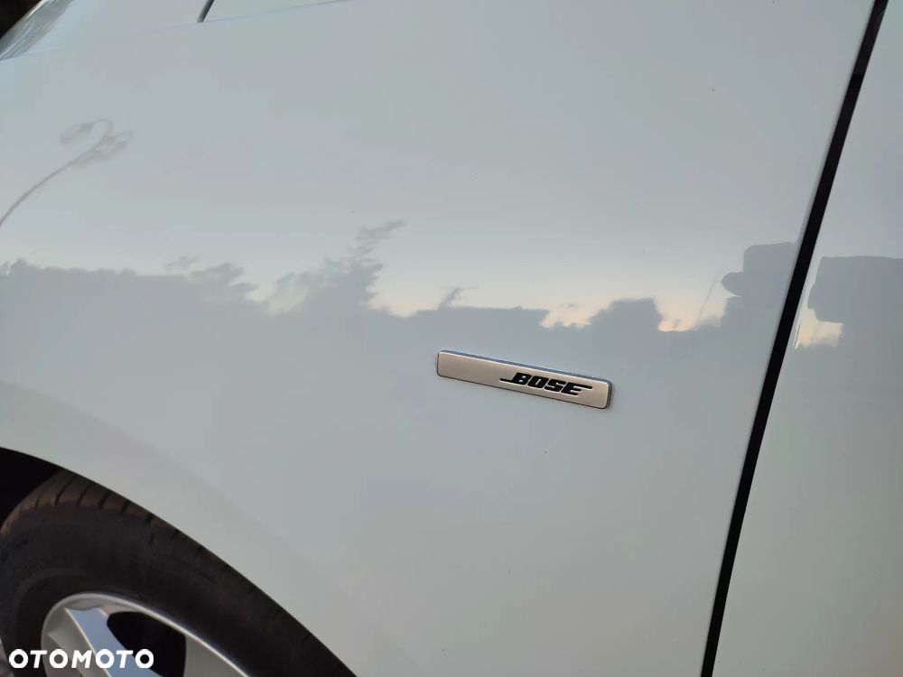 Renault Grand Scenic ENERGY TCe 130 BOSE EDITION - 13