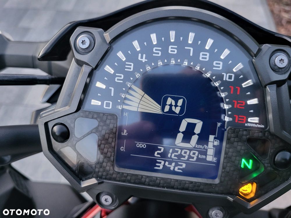 Kawasaki Z 900 - 24