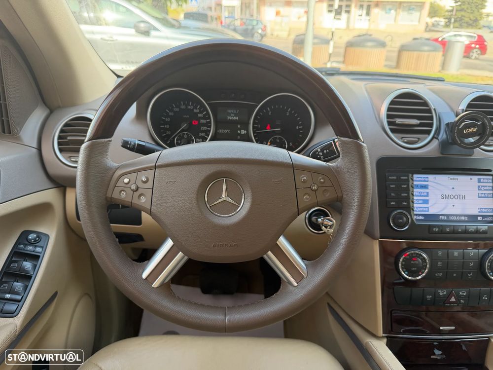 Mercedes-Benz ML 320 CDI - 10