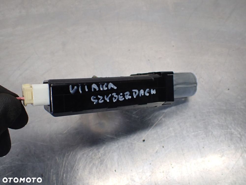 SILNICZEK SZYBERDACHU SUZUKI GRAND VITARA II 1.9 78710-65J00 471071-10750 - 6