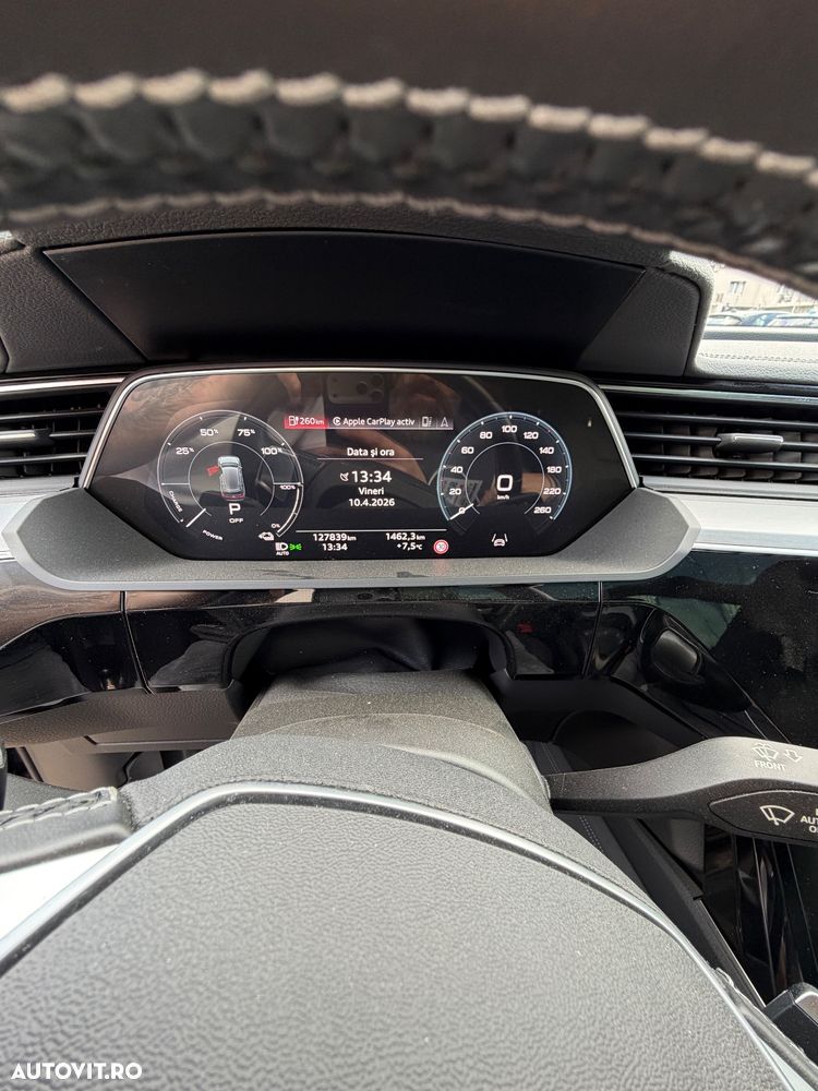Audi e-tron 50 quattro S line - 25