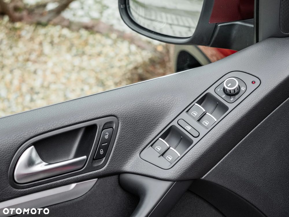 Volkswagen Tiguan 2.0 TDI DPF BlueMotion Technology Cup Sport & Style - 30