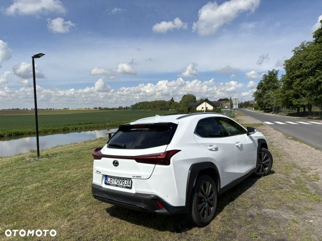 Lexus UX 200 GPF F Sport Design+ 2WD - 3