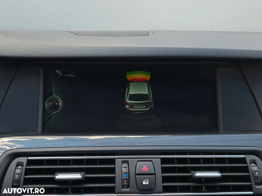 BMW Seria 5 520d Touring Aut. Luxury Line - 26