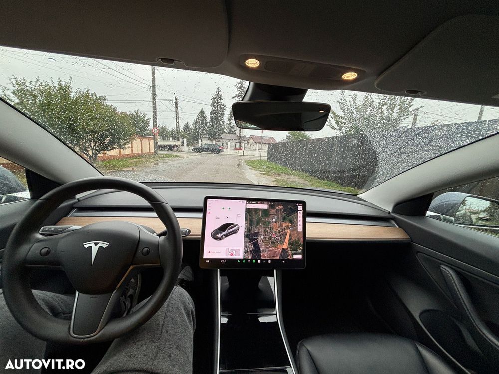 Tesla Model 3 Standard Reichweite Plus Hinterradantrieb - 6