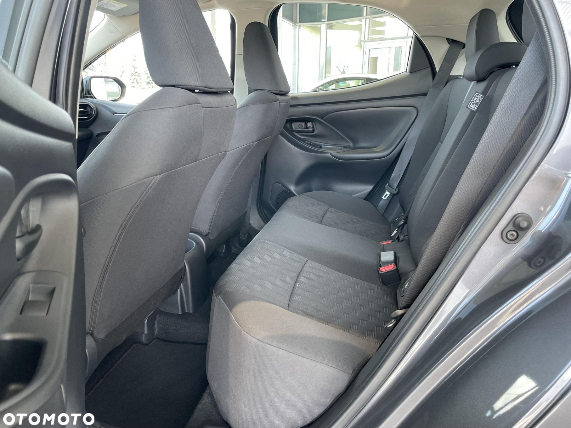 Toyota Yaris 1.5 Comfort - 14