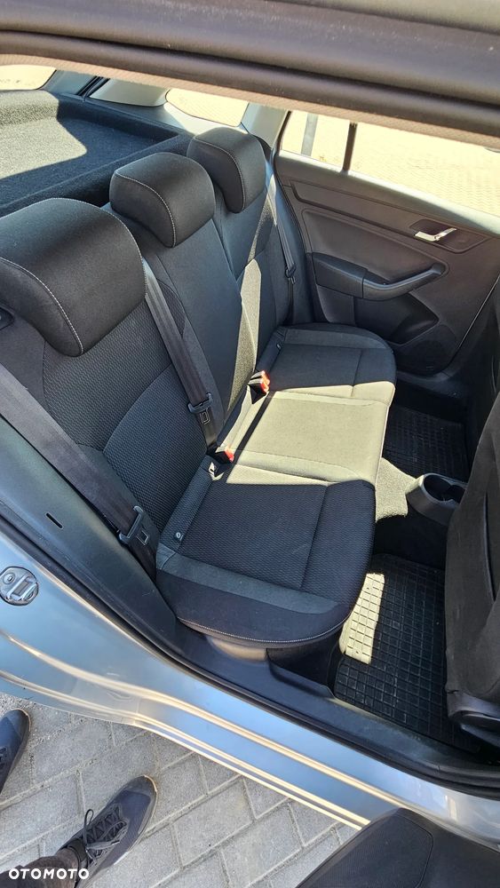 Skoda RAPID 1.4 TDI DPF Ambition DSG - 15