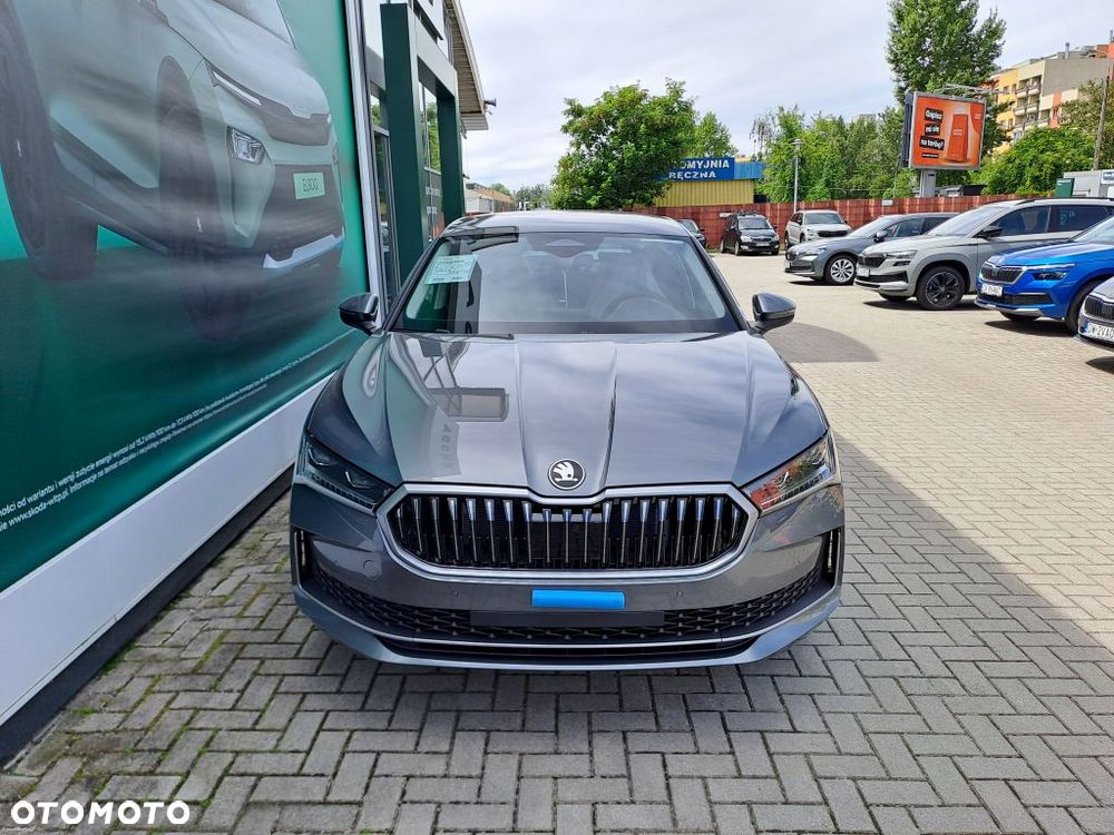 Skoda Superb 2.0 TDI SCR Drive DSG - 4