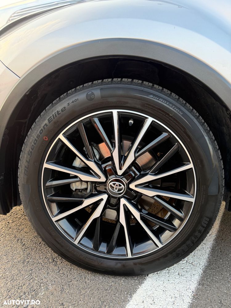 Toyota C-HR Lounge - 34
