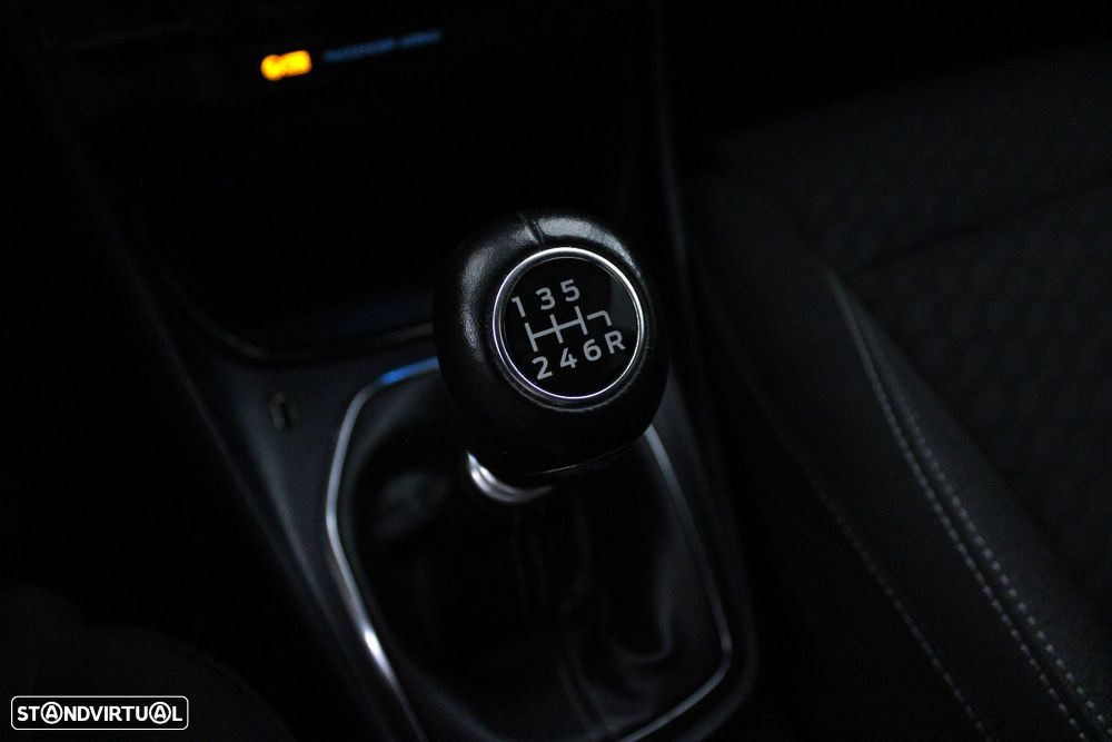 Ford Puma 1.0 EcoBoost MHEV Titanium Design - 22