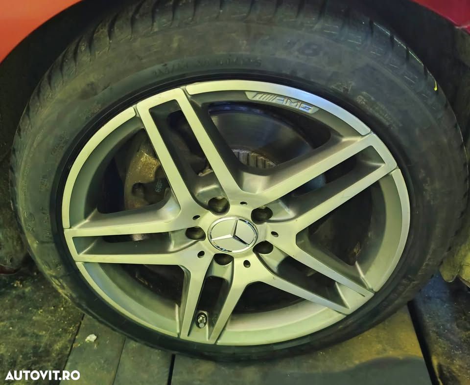 Mercedes-Benz E 200 d Aut. - 12