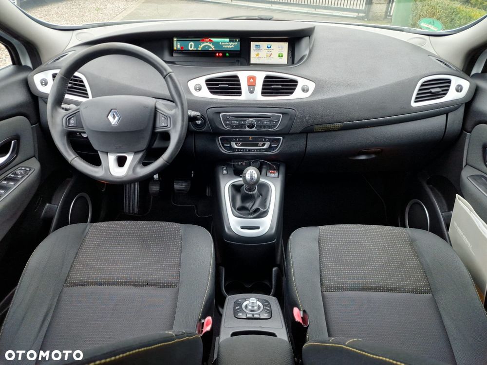 Renault Scenic TCe 130 Luxe - 20