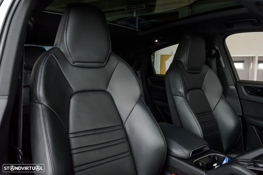 Porsche Cayenne E-Hybrid Tiptronic S - 32