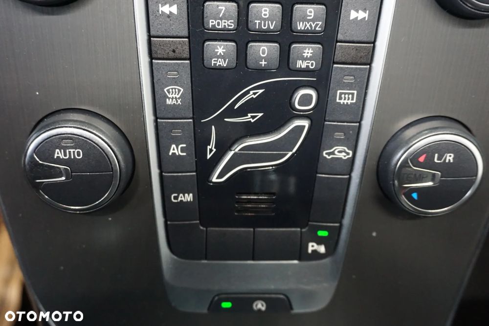 Volvo V40 - 34