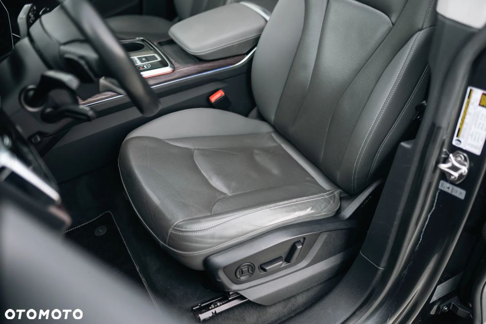 Audi Q8 SUV TFSI quattro 250 kW tiptronic S line business - 36