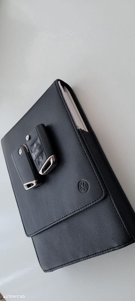 Volkswagen Golf 2.0 TDI (BlueMotion Technology) Highline - 27