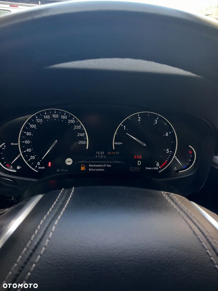 BMW Seria 5 520d Sport Line - 13