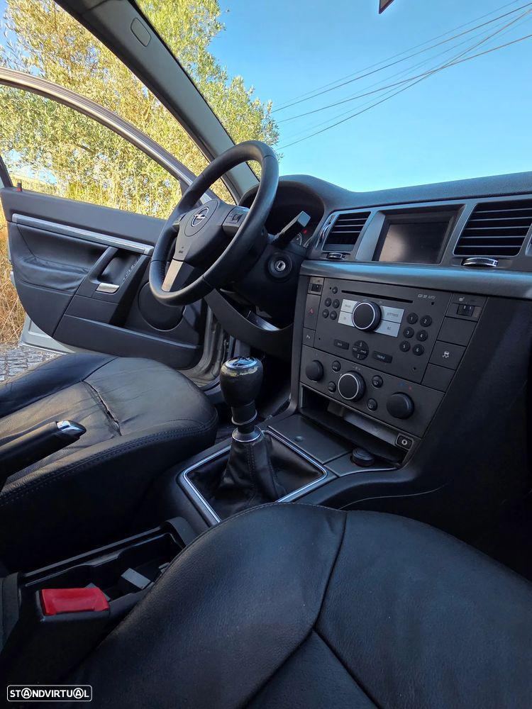 Opel Vectra 1.9 CDTi Executive - 8